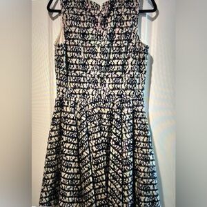 Madison Jules Sleeveless Navy and White Patterned Dress